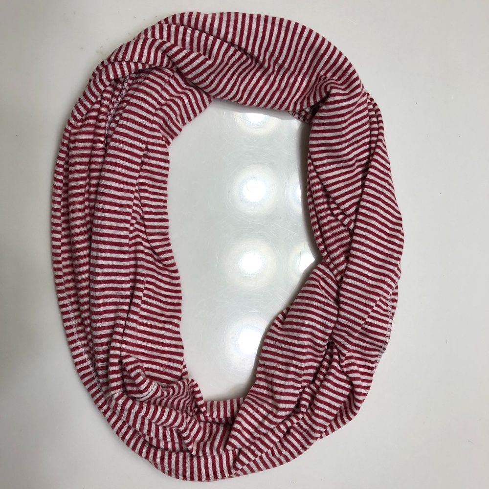 NWOT - Tickled Pink Infinity Scarf - Red and White Stripes - Picture 1 of 4